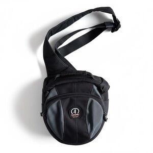 Tamrac Camera Shoulder Bag Black Padded Crossbody DSLR Travel Case